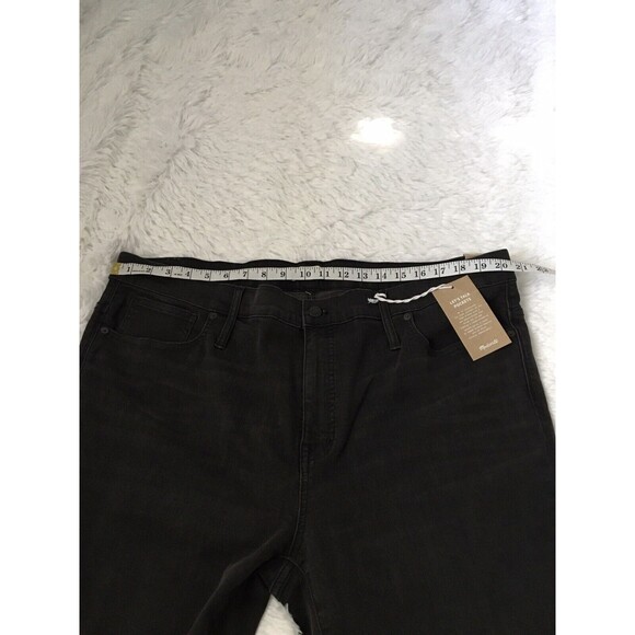 Madewell Jean Curvy 9" High Rise Skinny Black Size W36 Taller distressed #3 - Picture 5 of 12